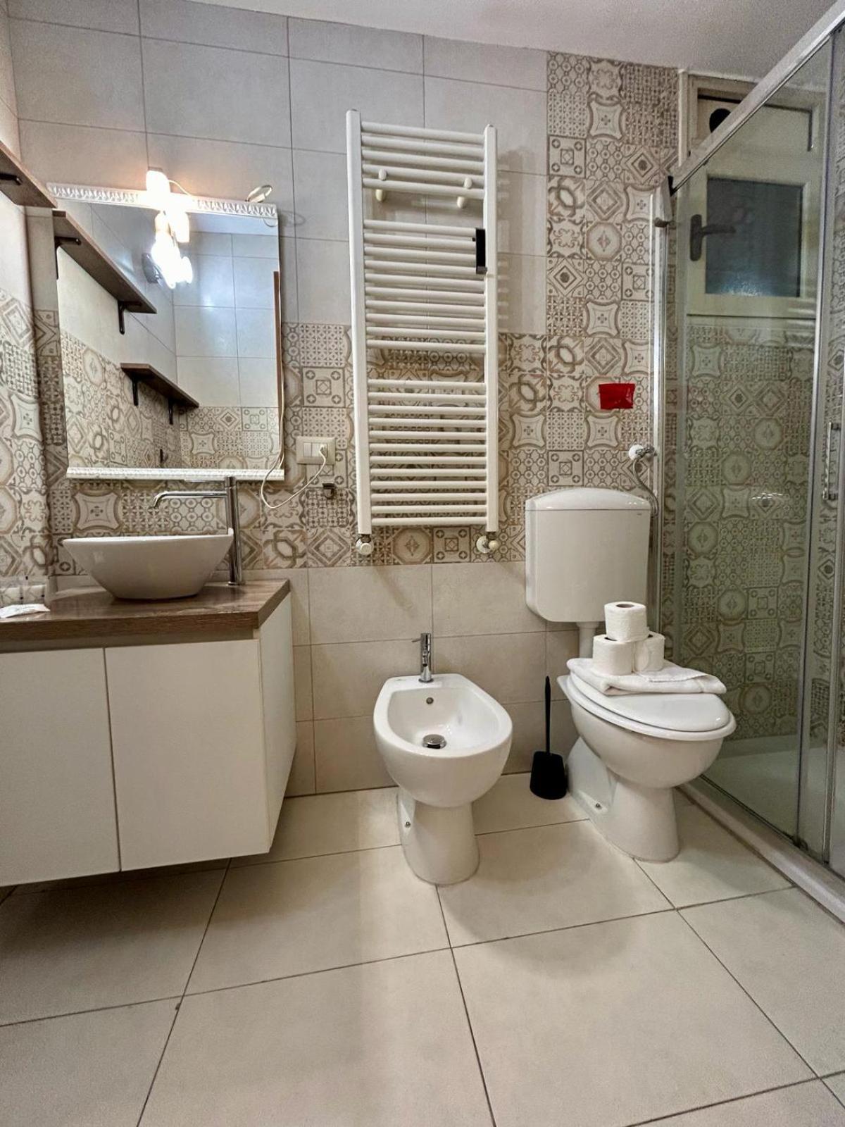 Kibilu - Via Tolmezzo - Ospedale San Raffaele - Stazione Di Lambrate Leilighet Milano Eksteriør bilde